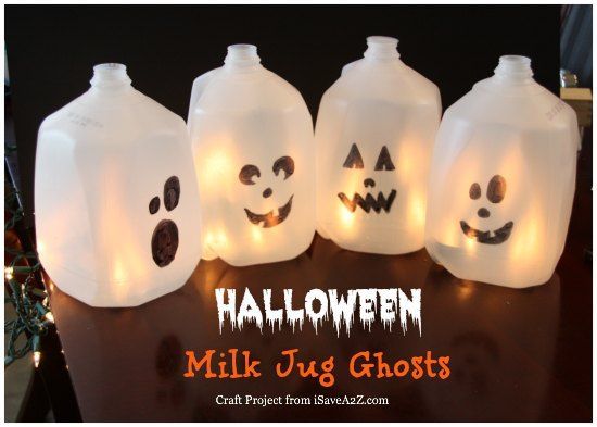 I think I will try these Milk Jug Ghosts for Halloween, but I will spray paint them with glow-in-the-dark paint.  I cant wait to