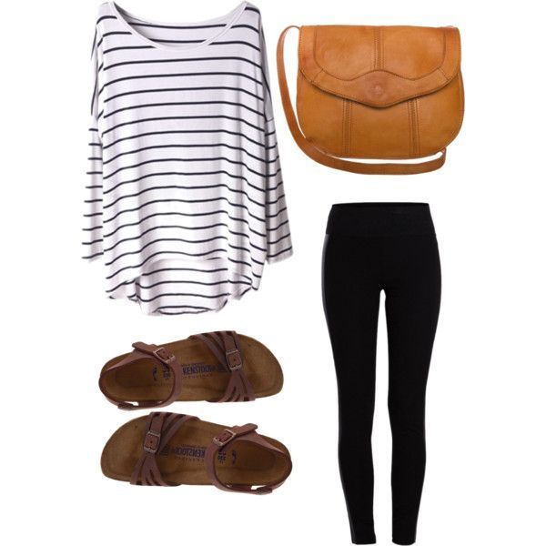 Leggings lose shirt with stripes and Birkenstock sandals for a warm summer evening