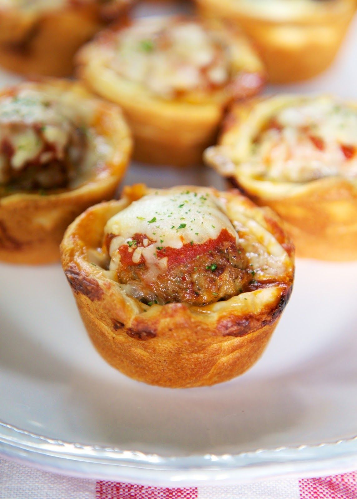 Meatball Sub Cupcakes – quick, easy and delicious! Great for dinner or #tailgating!