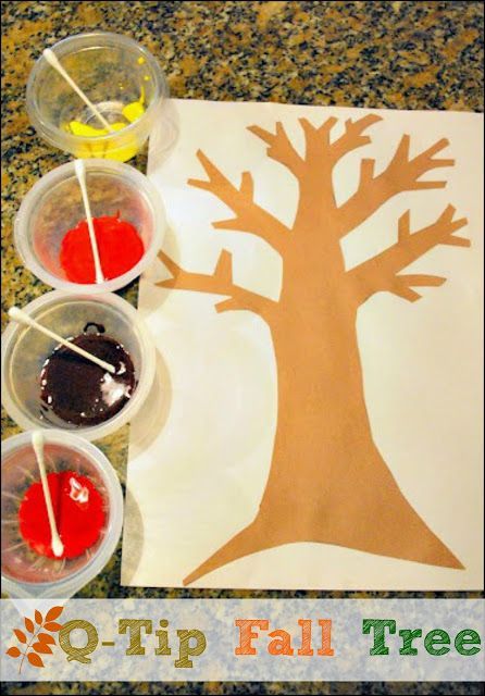 Painting a Q Tip Fall Tree – great fall craft for improving fine motor skills for preschoolers! #homeschool