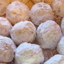 Pecan Balls (Christmas Cookies) – melt in your mouth goodness!