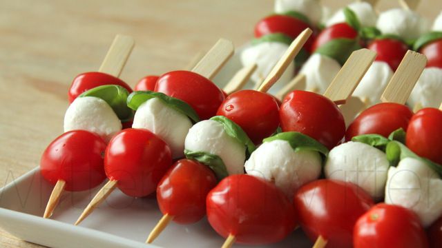 simple and beautiful finger food…little appetizers #appetizers