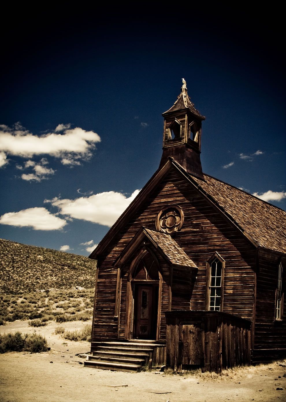 Some fantastic snaphots from Bodie Historic State Park, an old gold mining town thats essentially frozen in time.