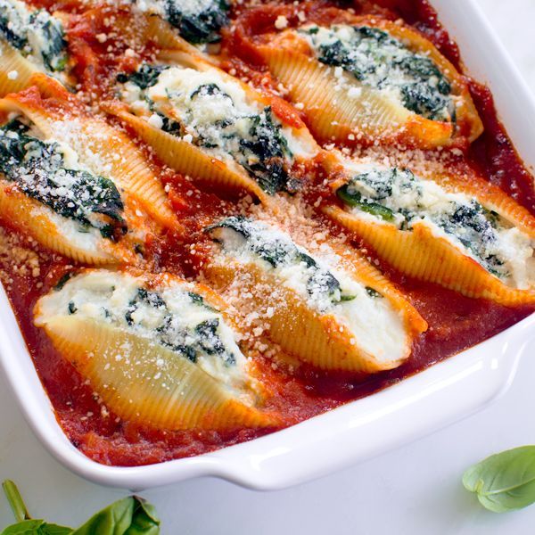 Spinach and Ricotta Stuffed Shells: easy to make ahead of time, then pop in the oven later.