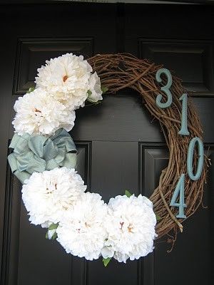 Spring/Summer Wreath. I cant get over how awesome this is — and easy to make! Looks like its on the list!