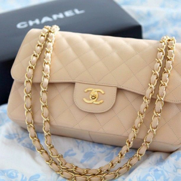The day I get a Chanel purse will be one of the best days of my life. -sigh- SOMEDAY!