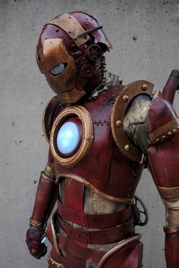 This steampunk Iron Man combines two of the most popular cosplay concepts and pulls of this awesome superhero hybrid | 20 Cosplays