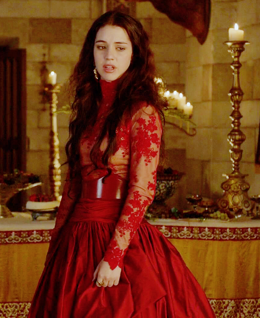Your Friend Elle: Best and Worst Looks From Reign
