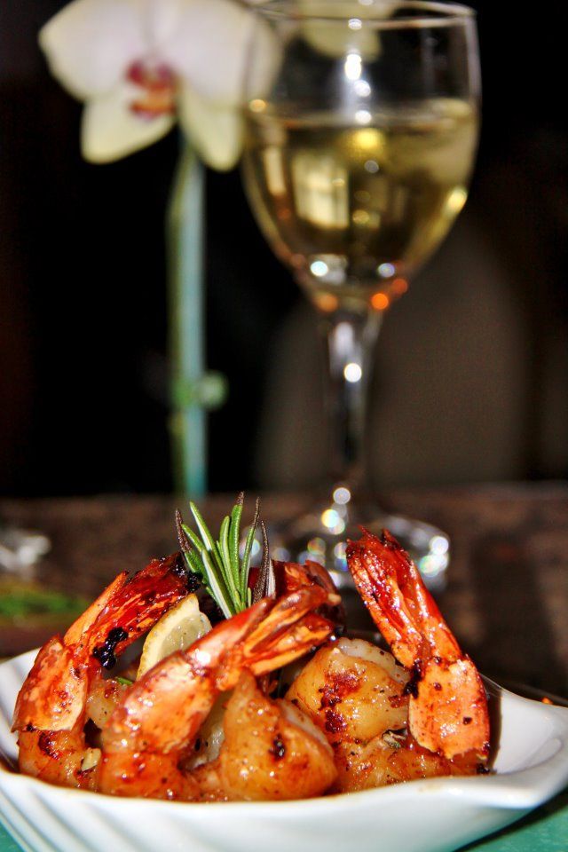 Bourbon Garlic & Ginger Shrimp recipe! Sounds fantastic! … “Marinated in garlic, ginger, bourbon and maple syrup, these shrimp