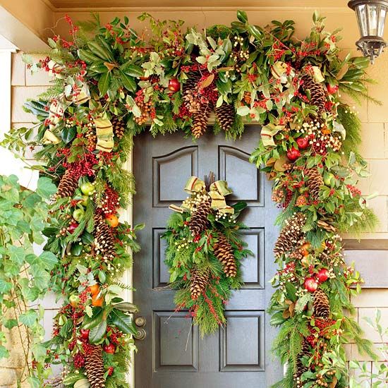 Tarragon & Thyme: Crafts For Christmas -   Christmas Door Decorations Ideas