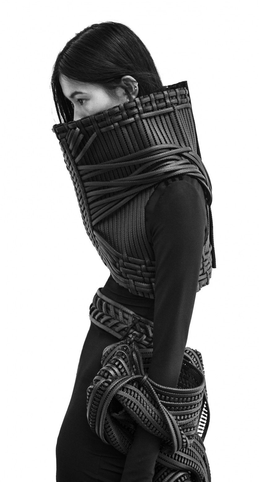 Fashion as Art – experimental fashion design with woven leather; sculptural fashion armour // Sarah Ryan