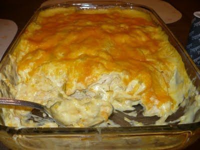Green Chili Enchilada 4 cups diced cooked chicken 1 can cream of chicken soup 8 oz. (1 cup) sour cream 2/3 cup milk 1 (4 oz.) can