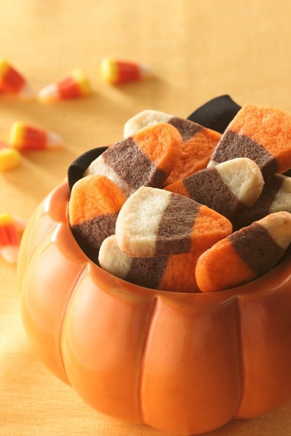 It’s the best of two worlds: festive candy corn colors and sugar cookies. These simple and tiny cookies are perfect for a