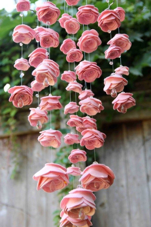 Mesmerizing DIY Handmade Paper Flower Art Projects To Beautify Your Home