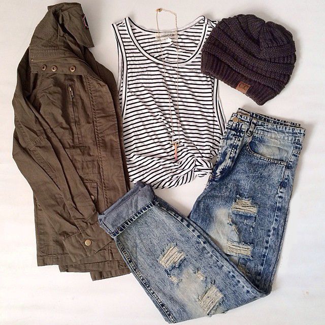 Teenage Fashion Blog: Ripped + Stripes & Knit # Fall Teenage Outfit Look…