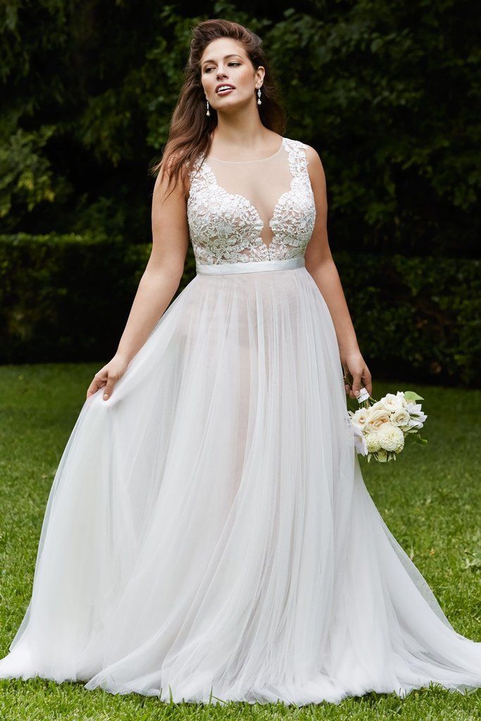 This WToo Marnie Gown has all the details we dream about.