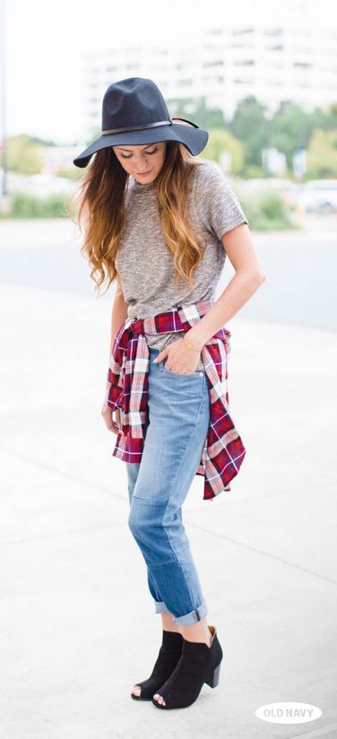 Blogger Megan of Lush to Blush does fall style right in boyfriend jeans, a heather-grey tee, black felt hat and a red plaid
