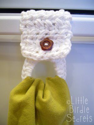 Different than the crocheted towel toppers….you can use any towel.Yes! I want one! Or two.