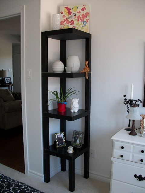 DIY-corner shelf… I have 2 already! need 2 more! I have to do this!