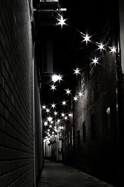 Joy’s Entry, Belfast, Ireland.  Starry alleyway wish i would have known about this when i was there