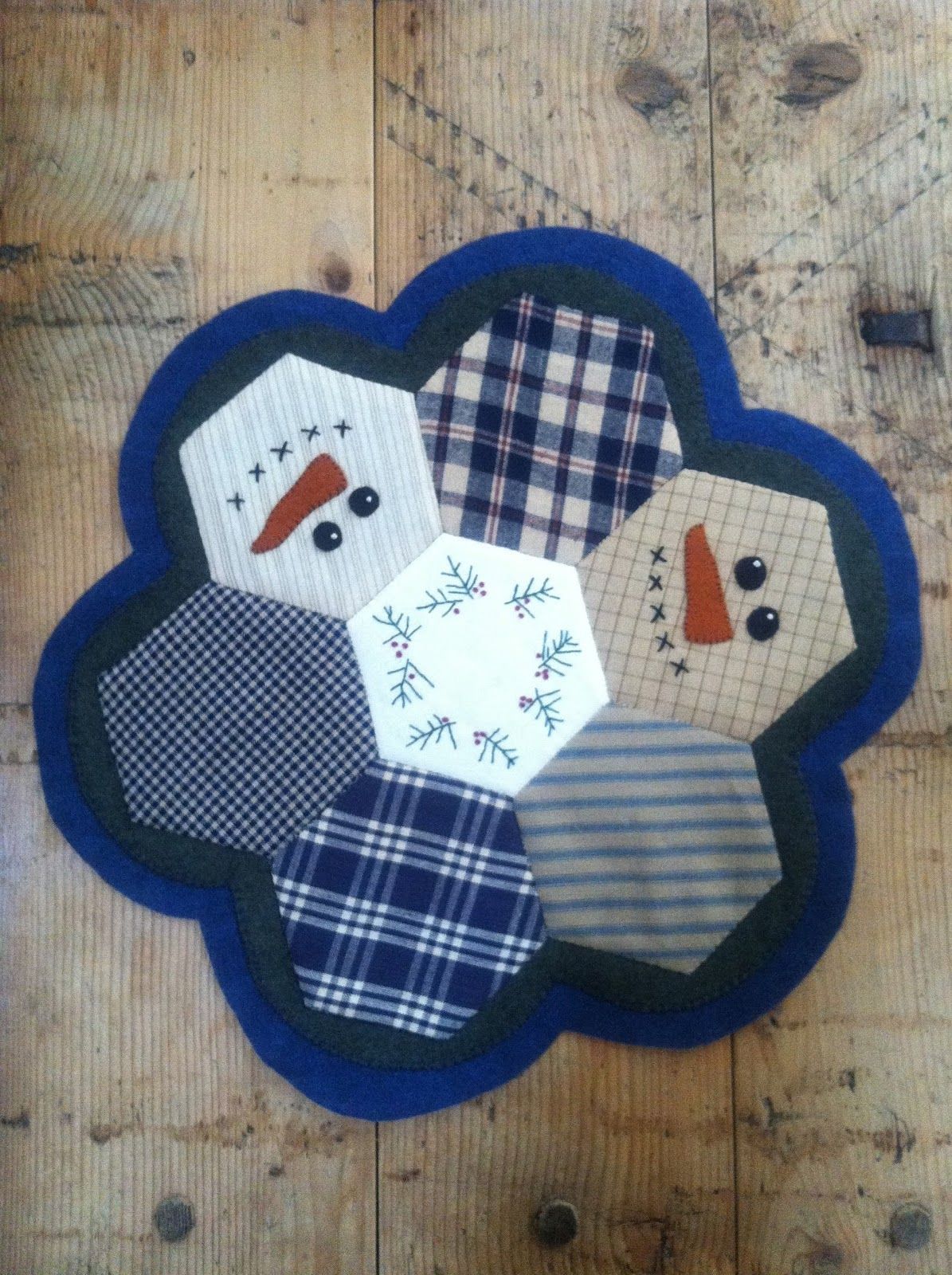 This is so dang cute! And, Hen & Chicks Studio can teach you to stitch hexagons.