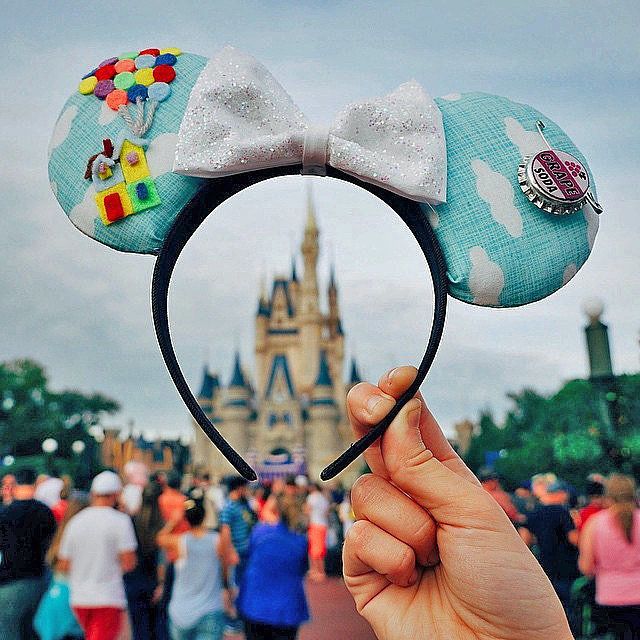 36 Disney World Hacks That Will Make Your Trip Even More Magical: Want to avoid the long Walt Disney World lines in the sweltering