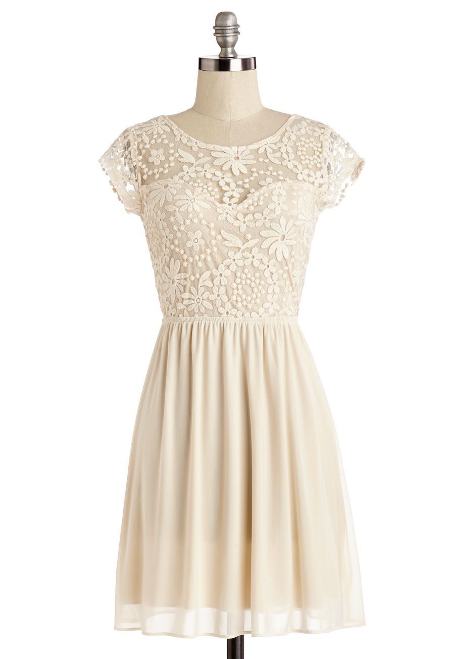 A little touch of lace for the no-fuss #bride… or anyone who wants to sport some white!
