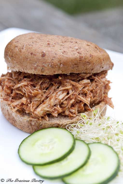 Clean Eating Slow Cooker Pulled Pork Sandwiches. Love the clean ingredients!