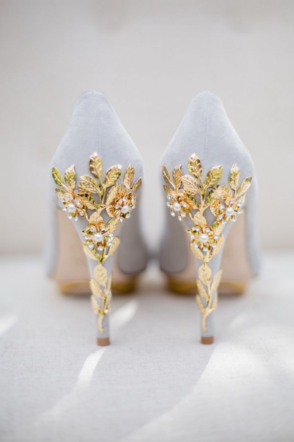 gogerous page gray wedding shoes with gold leaves and cherry blossom