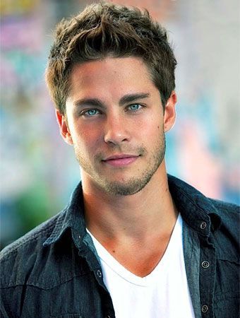 Meet Dean Geyer, the 26-year-old South African who will play Brody Weston, the first guy Lea Michele’s Rachel Berry meets when