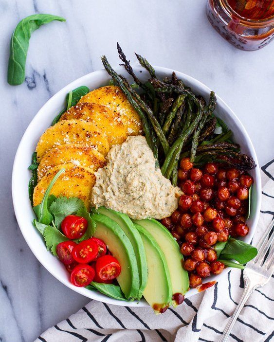 Step up your lunch game with a BBQ chickpea & crispy polenta bowl