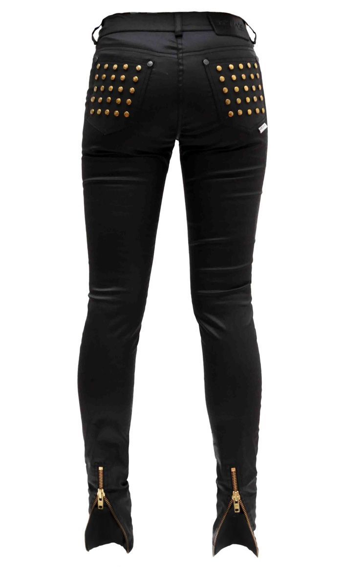 There’s nothing like a good pair of studded black skinnies to complete an outfit.