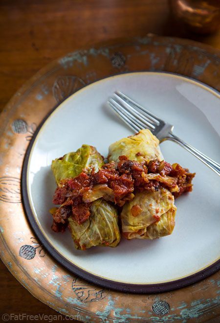 Vegan Cabbage Rolls Stuffed with Lentils