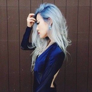 Blue roots are clearly becoming a thing. You can try deep blue to platinum like this … | 15 Surprisingly Gorgeous Ways To Rock