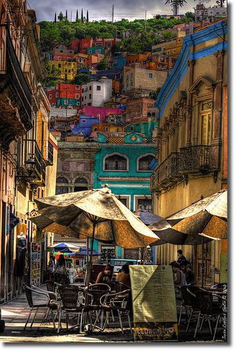 Colorful city, colorful shade.    Guanajuato (by Jcarlossoto)