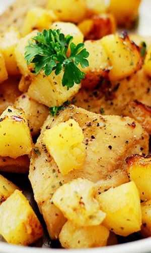 Hawaiian Baked Chicken – Marinaded in a garlicky-pineapple juice mixture, this is the most flavorful chicken you will ever make!