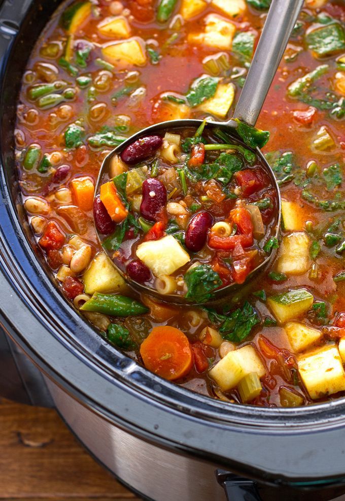 Hearty, healthy, homemade minestrone soup tastes way better than the olive gardens! This Minestrone soup recipe is loaded with