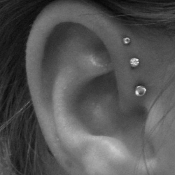 Learn the 8 unforgivable sins you must absolutely avoid if you ever plan to get forward helix piercings.