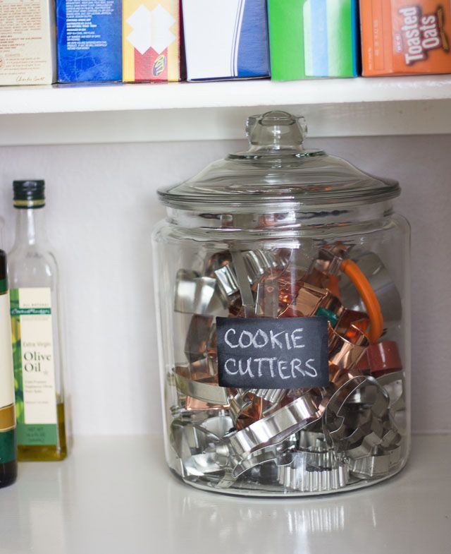 pantry-organization.  Love the cookie cutter storage and white crayon vs chalk for labels. HATE CHALK.