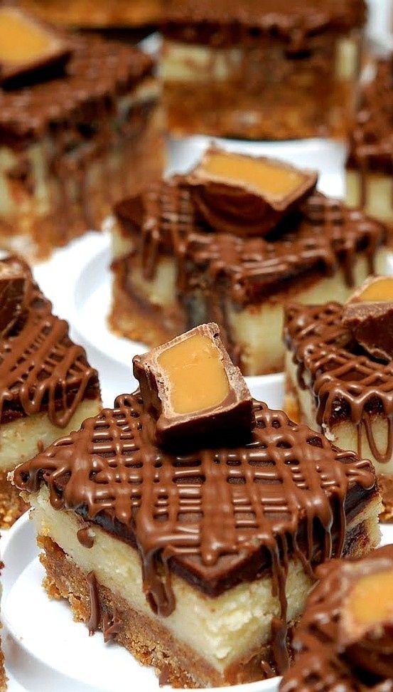 Rolo Cheesecake Bars Recipe