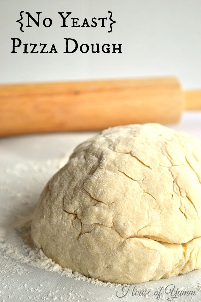 This {No Yeast} Pizza Dough is the quickest, easiest way to make fresh, homemade pizza for your family.  All it takes is 15