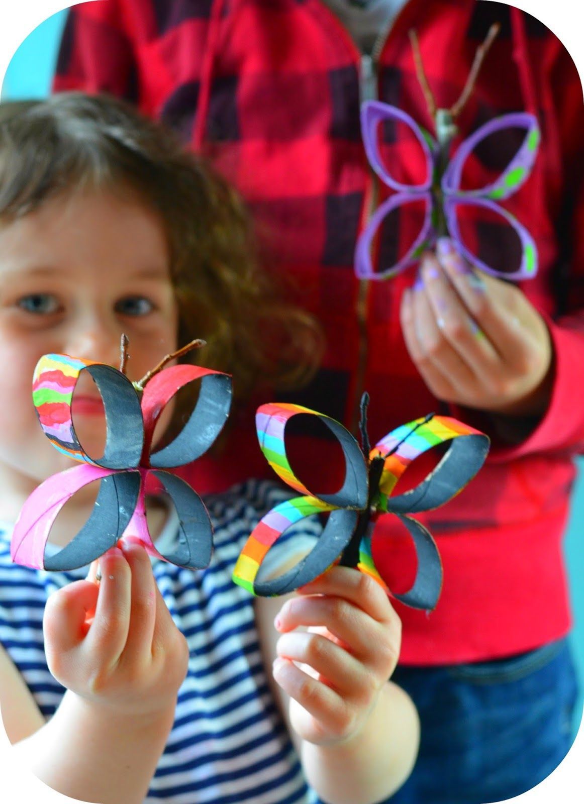 Turn those old toilet paper rolls into brightly colored butterflies with this easy and fun tutorial! (via Twig & Toadstool)