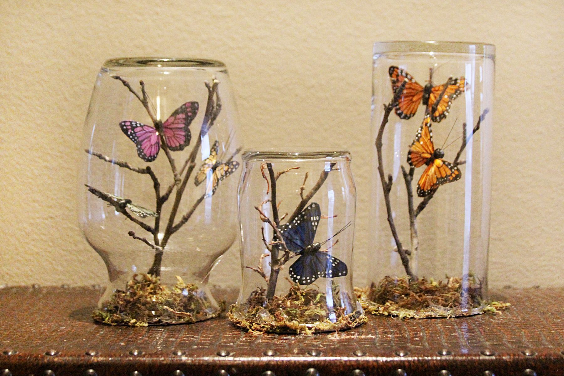 A pretty gift or center piece to make from things you may already have around the house.