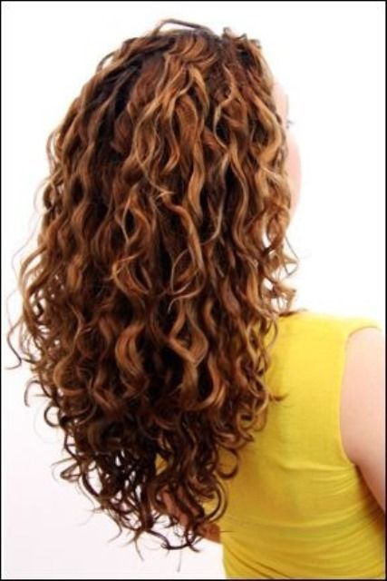 Cute Long Curly Hairstyles