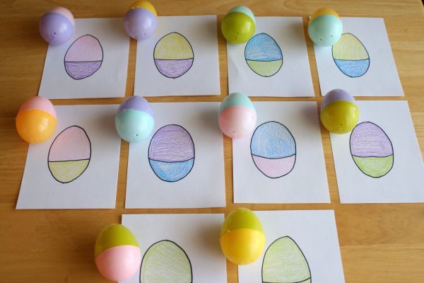Easter holiday kids activity game idea. Mix and Match your plastic eggs for a fun preschool game!! Could also be cute Easter