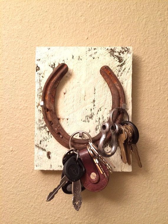 Horse Country Chic: Easy Everyday Equestrian Decor  This could have been even prettier and less rustic if you wanted a different