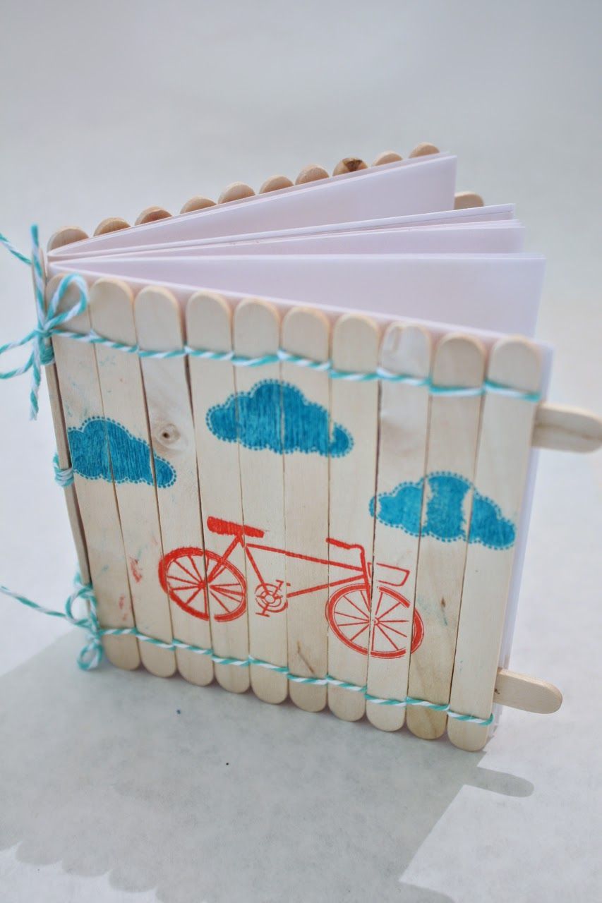 In My Blue Room: Popsicle Stick Notebook with The Twinery and Poppy…  Lou sez, love the notebook and the popsicle sticks look