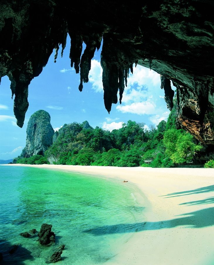 Krabi, Thailand: if this isn’t paradise, then I don’t know what is. This is what dream vacations are made of!