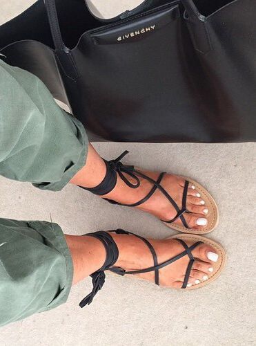 Leather lace-up + army green