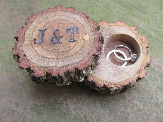 Oak Ring Box  Wooden Ring Box  Custom Ring by FeathersOfTheForest